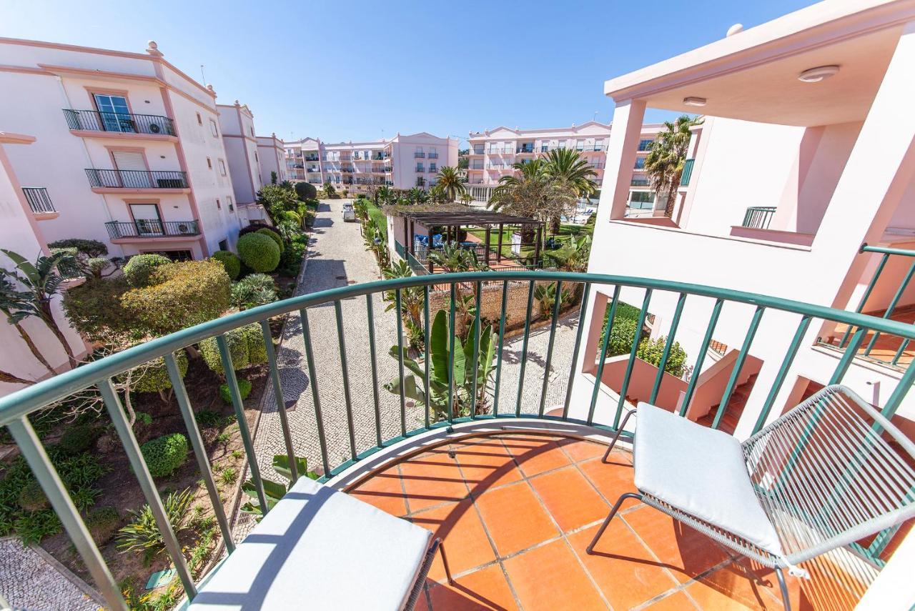 B73 - Luz Sun Holiday Apartment Lagos Esterno foto