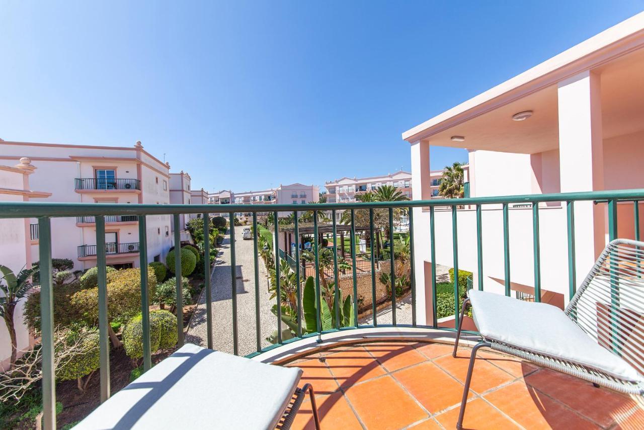 B73 - Luz Sun Holiday Apartment Lagos Esterno foto
