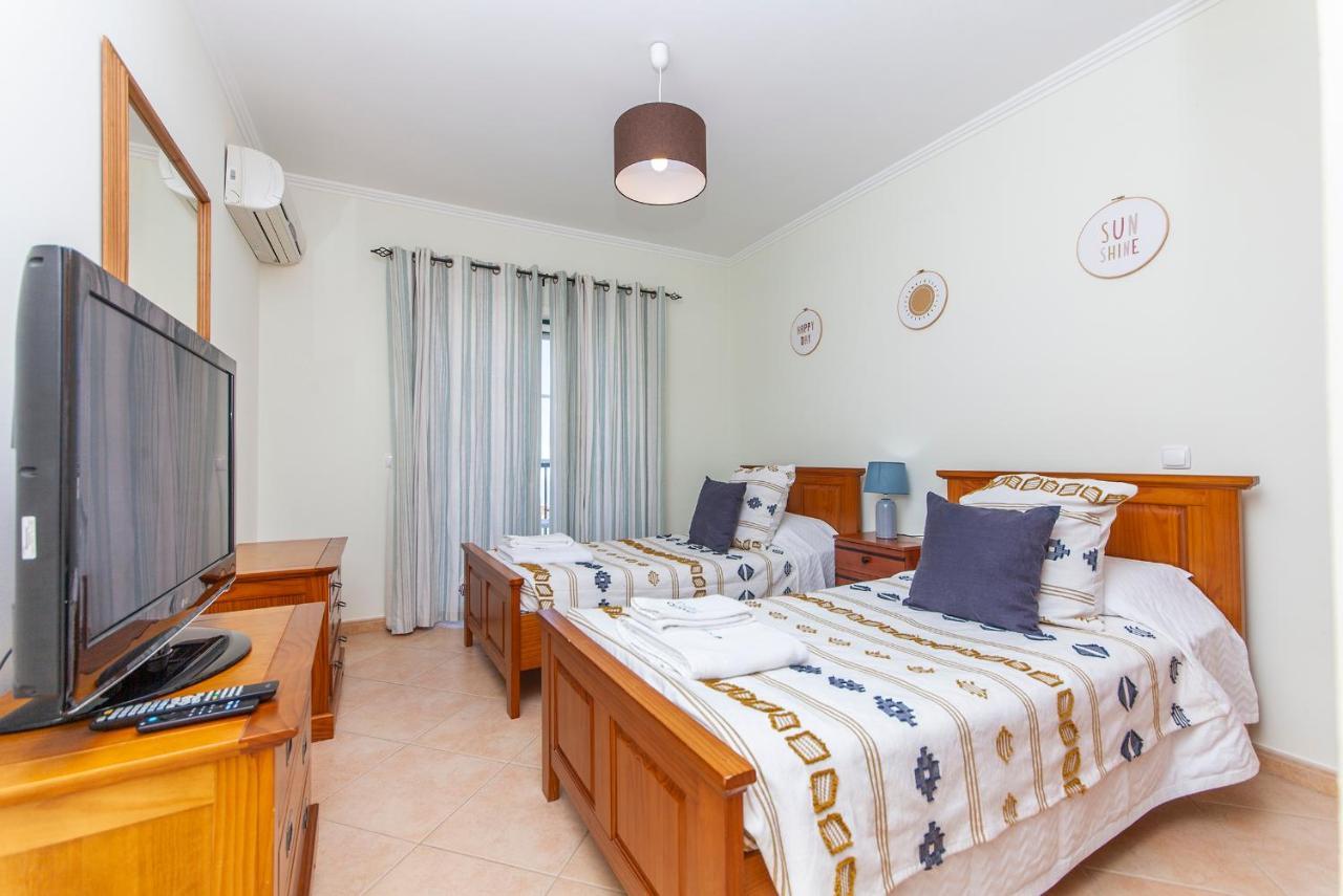 B73 - Luz Sun Holiday Apartment Lagos Esterno foto