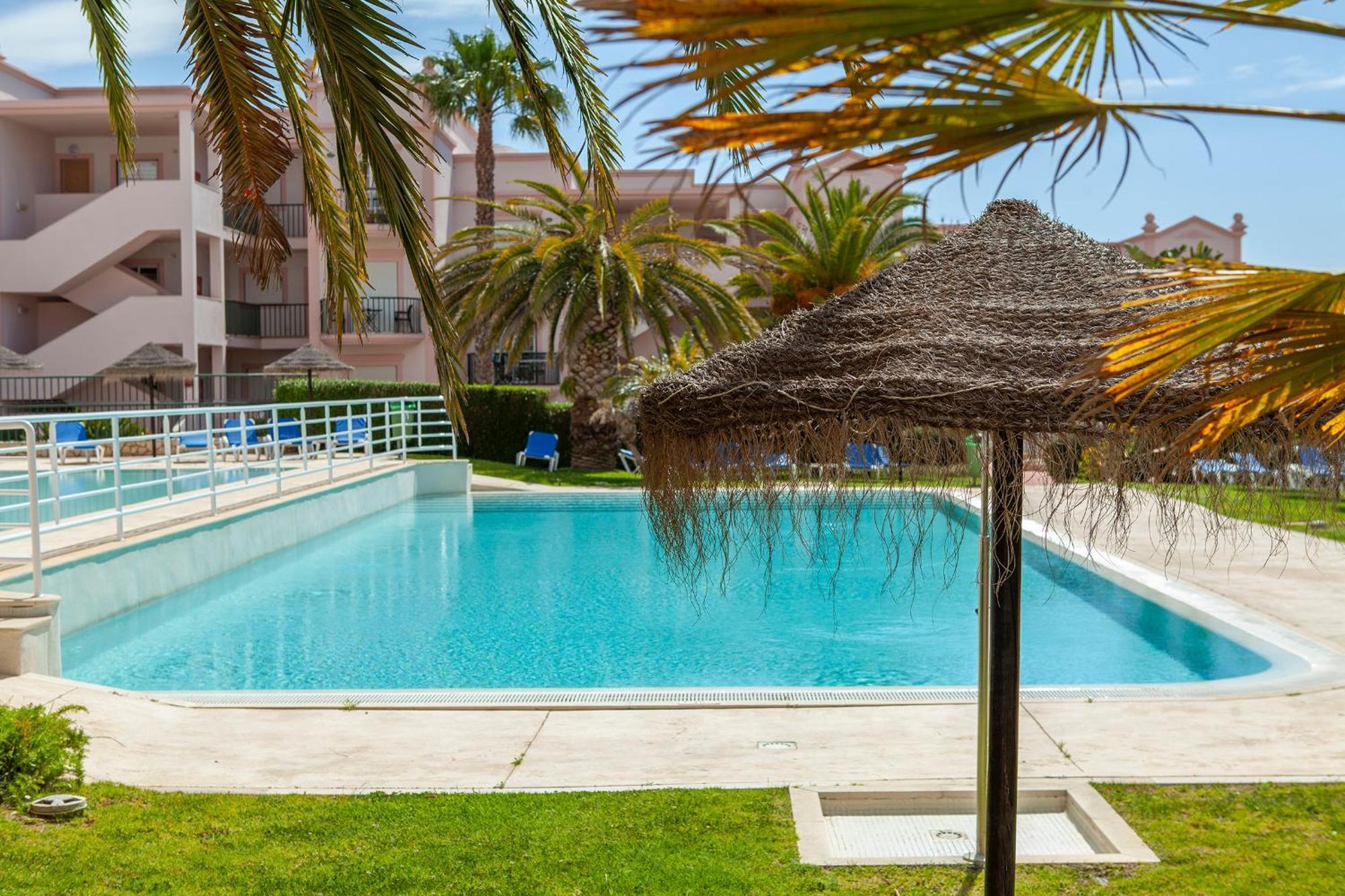 B73 - Luz Sun Holiday Apartment Lagos Esterno foto