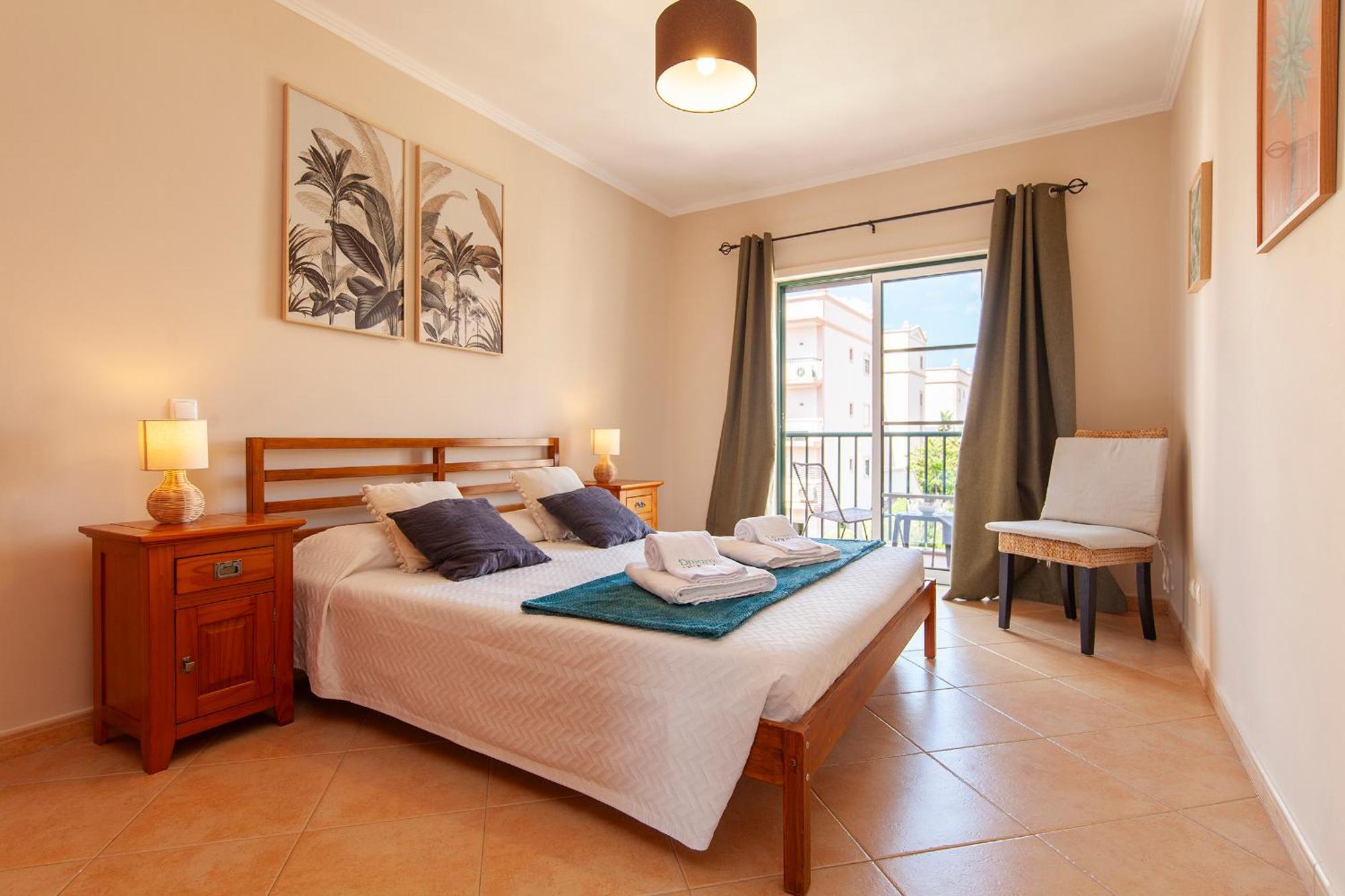 B73 - Luz Sun Holiday Apartment Lagos Esterno foto
